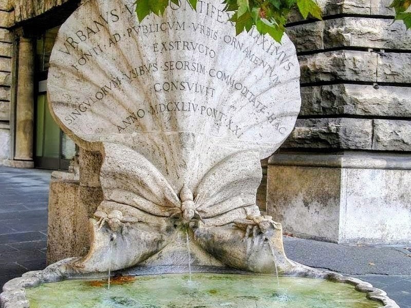 Thursday Travel: Fontana delle Api, Rome,&nbsp;Italy.